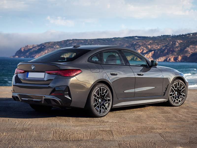 bmw-i4-back-view