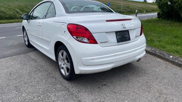 653164407